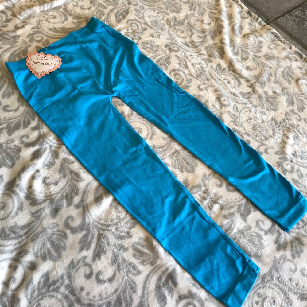 ⭐️Turquoise Leggings⭐️