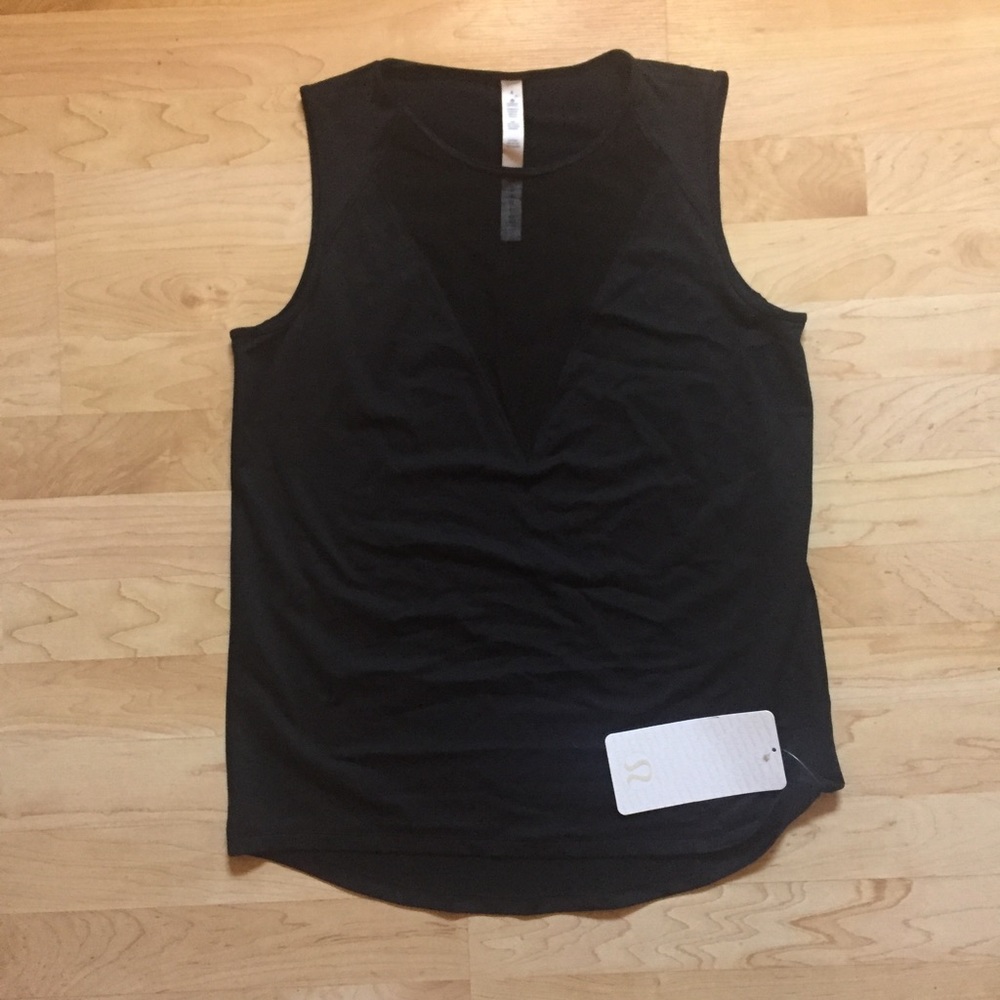 ✨FLASH SALE✨NWT Lululemon Plank Tank