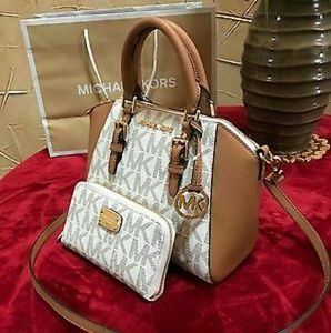 NWT Michael Kors Crossbody handbag