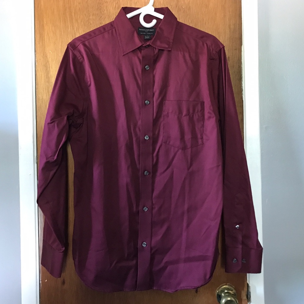 BR 🐘 Classic Fit Button Down Shirt