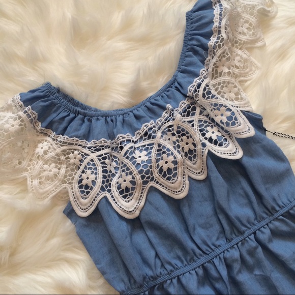 Pretty dress - Picture 3 of 3