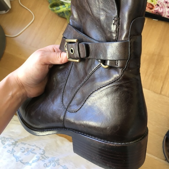 🍁COACH🍁 brown leather boots size 8.5 - Picture 2 of 4