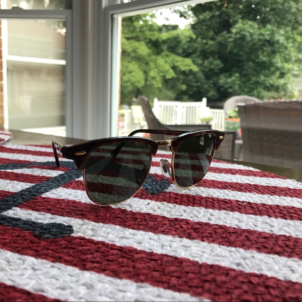 Ray ban club masters tortoise color g-15 lenses.