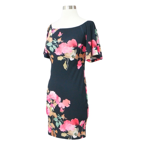 ❗️FINAL PRICE❗️ Black Off Shoulder Bodycon Dress - Picture 6 of 7