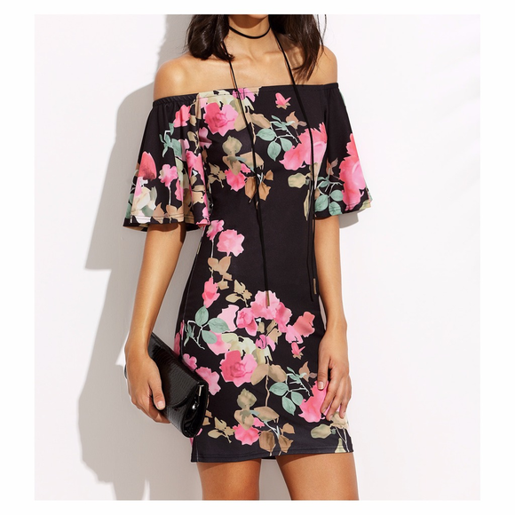 ❗️FINAL PRICE❗️ Black Off Shoulder Bodycon Dress - Picture 2 of 7