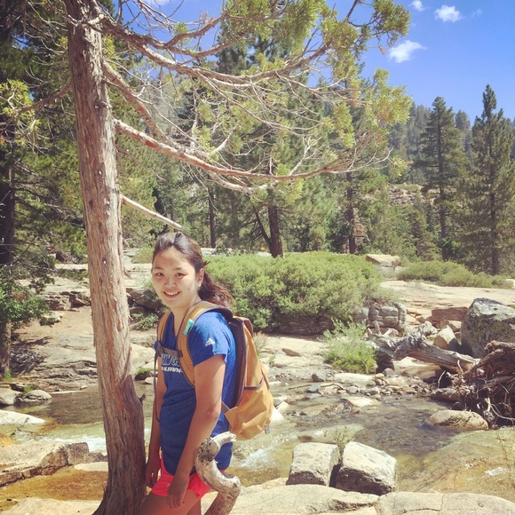 Meet your Posher, Chloe - Picture 3 of 3