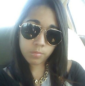 Meet your Posher, Marisleidy