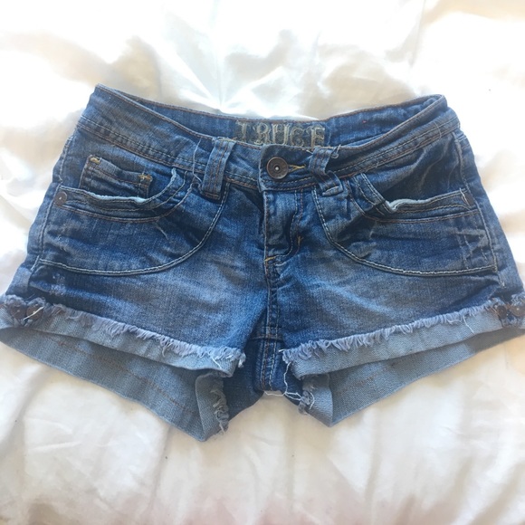 Medium Faded Washed Jean Shorts - Picture 2 of 3
