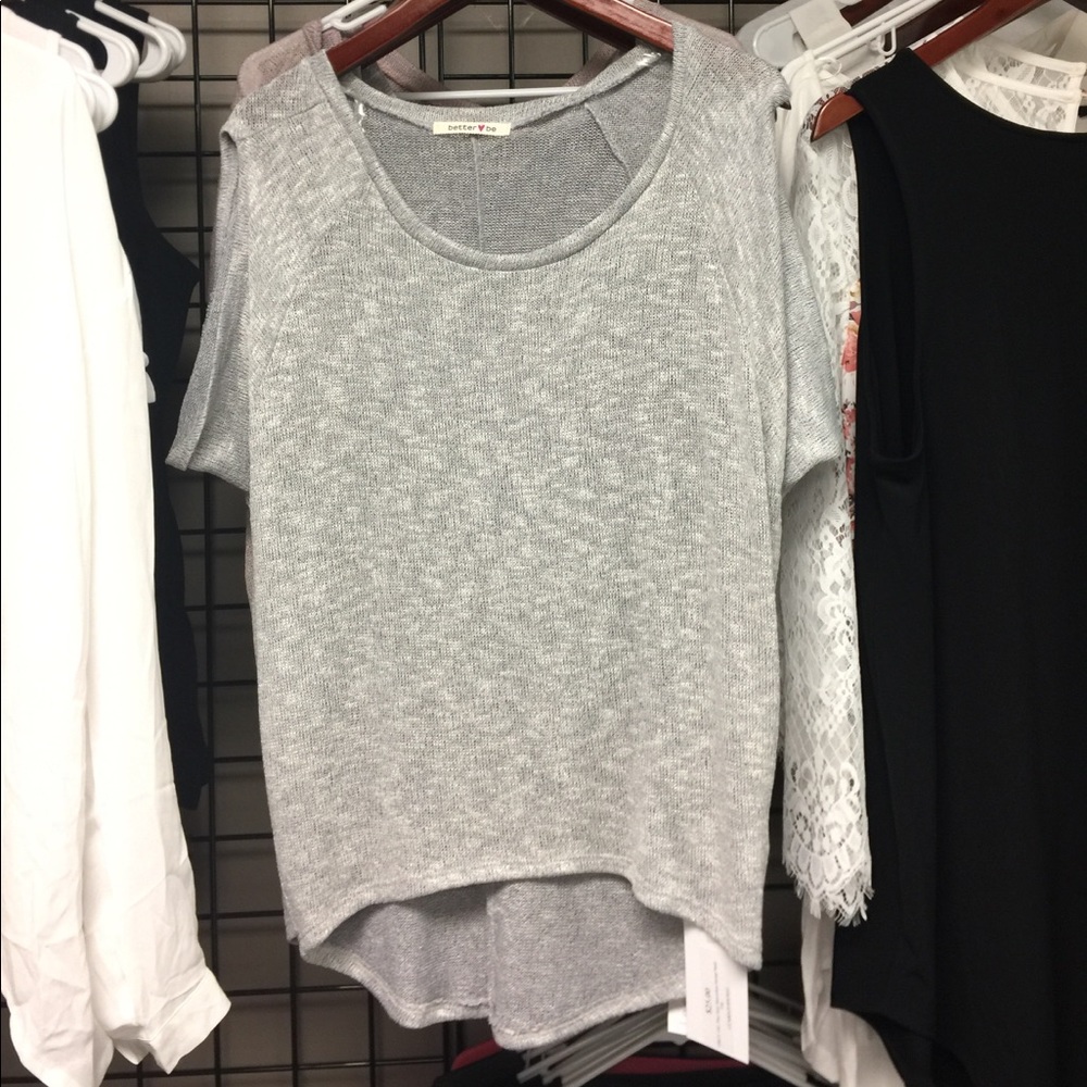 Plus Size Sleeveless Scoop Neck Top - Picture 3 of 3