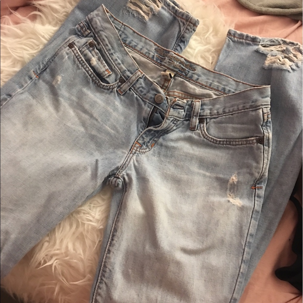 SALE!! Distressed abercrombie and fitch long jeans