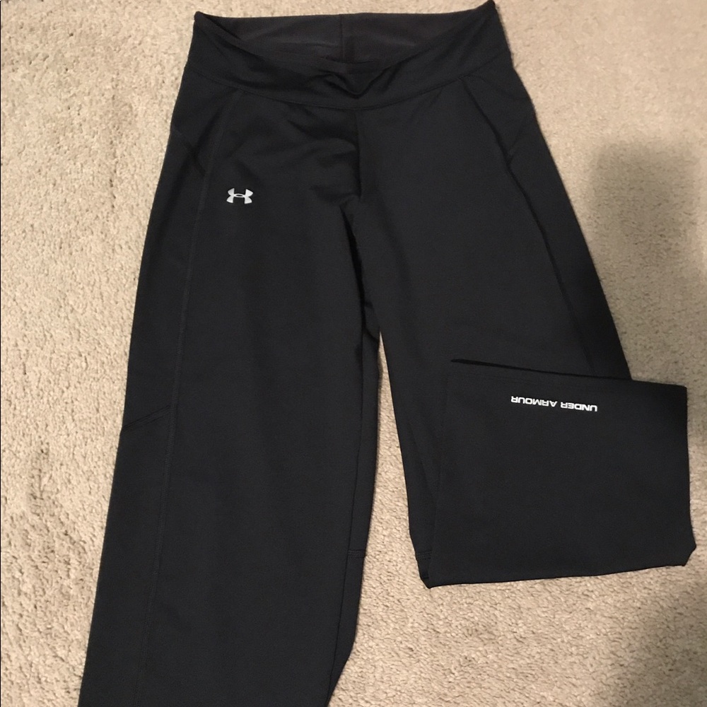 Under Armour Loose Fitted Capris