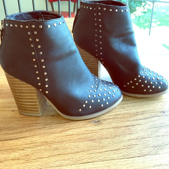 Urban Outfitters Shoes - Urban Outfitters Cooperative black studded bootie!