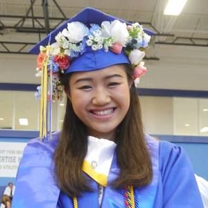 Meet your Posher, Claire