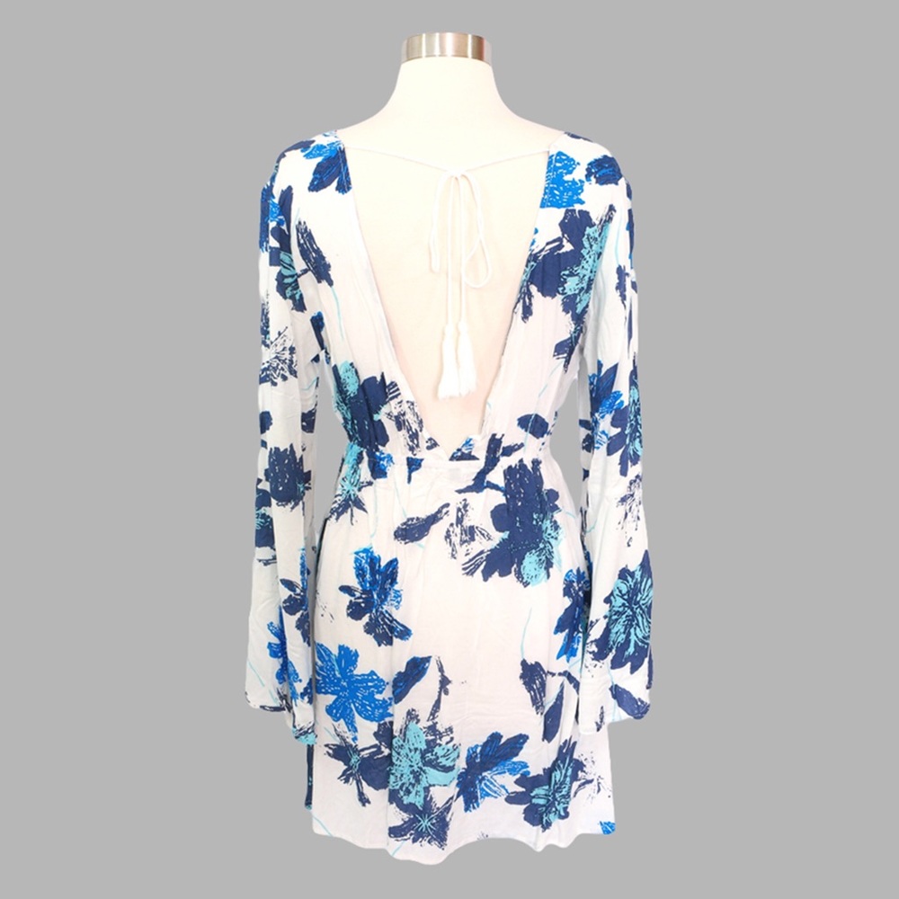 ⚡️⚡️CLEARANCE White Blue Floral Bell Sleeves Dress - Picture 6 of 7