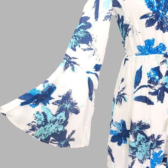 ⚡️⚡️CLEARANCE White Blue Floral Bell Sleeves Dress - Picture 7 of 7