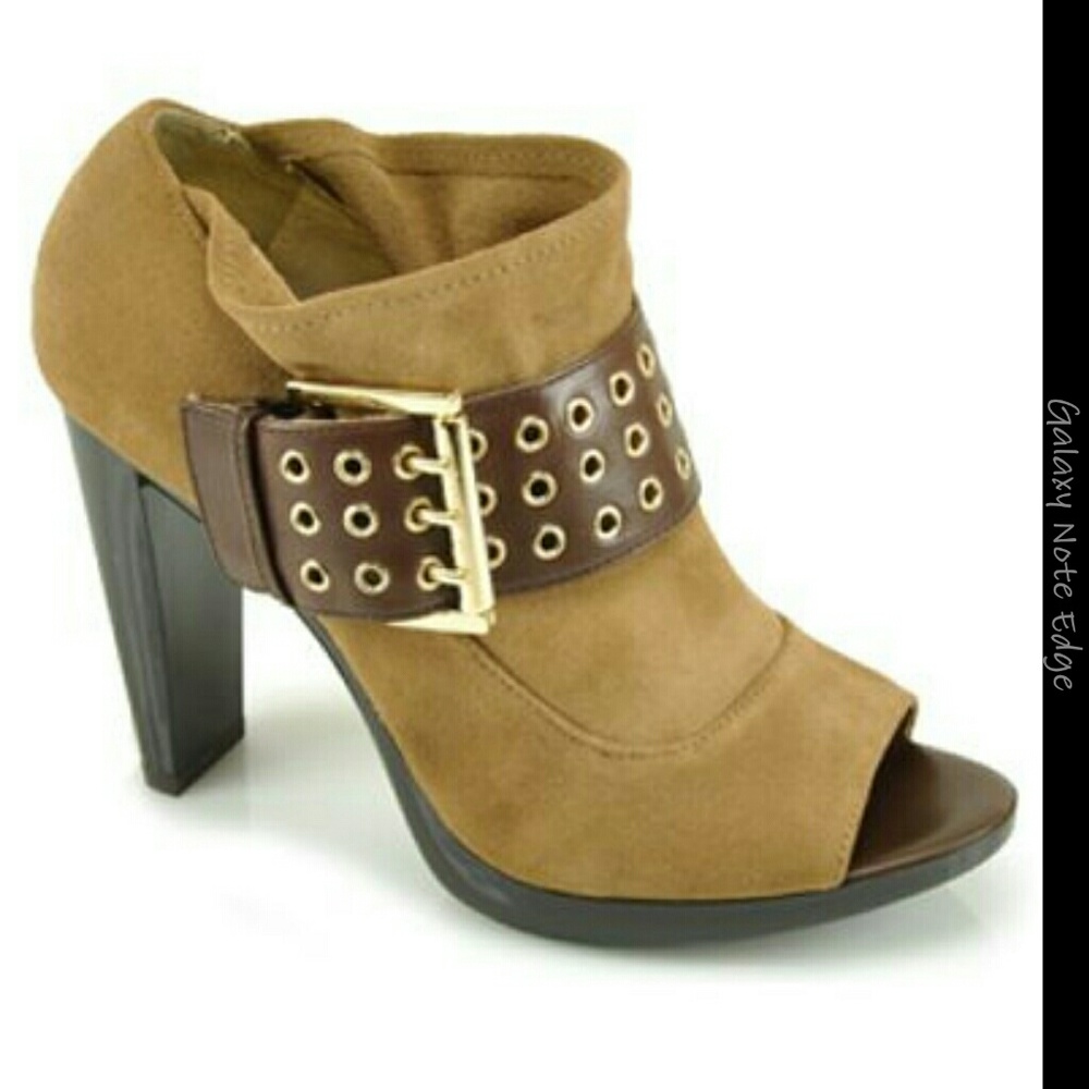 NWT Michael Michael Kors Bootie