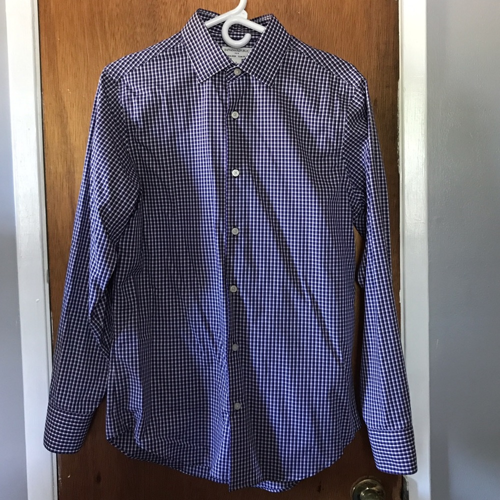 BR 🐘 Slim Fit Button Down Shirt