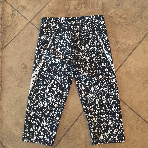 Fabletics pants - Picture 2 of 3