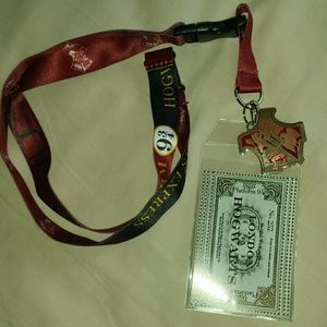 Harry Potter Hogwarts lootcrate lanyard
