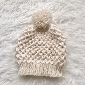 Pom Pom beanie hat
