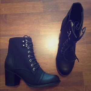 Women's Westmont Lace-Up Boot