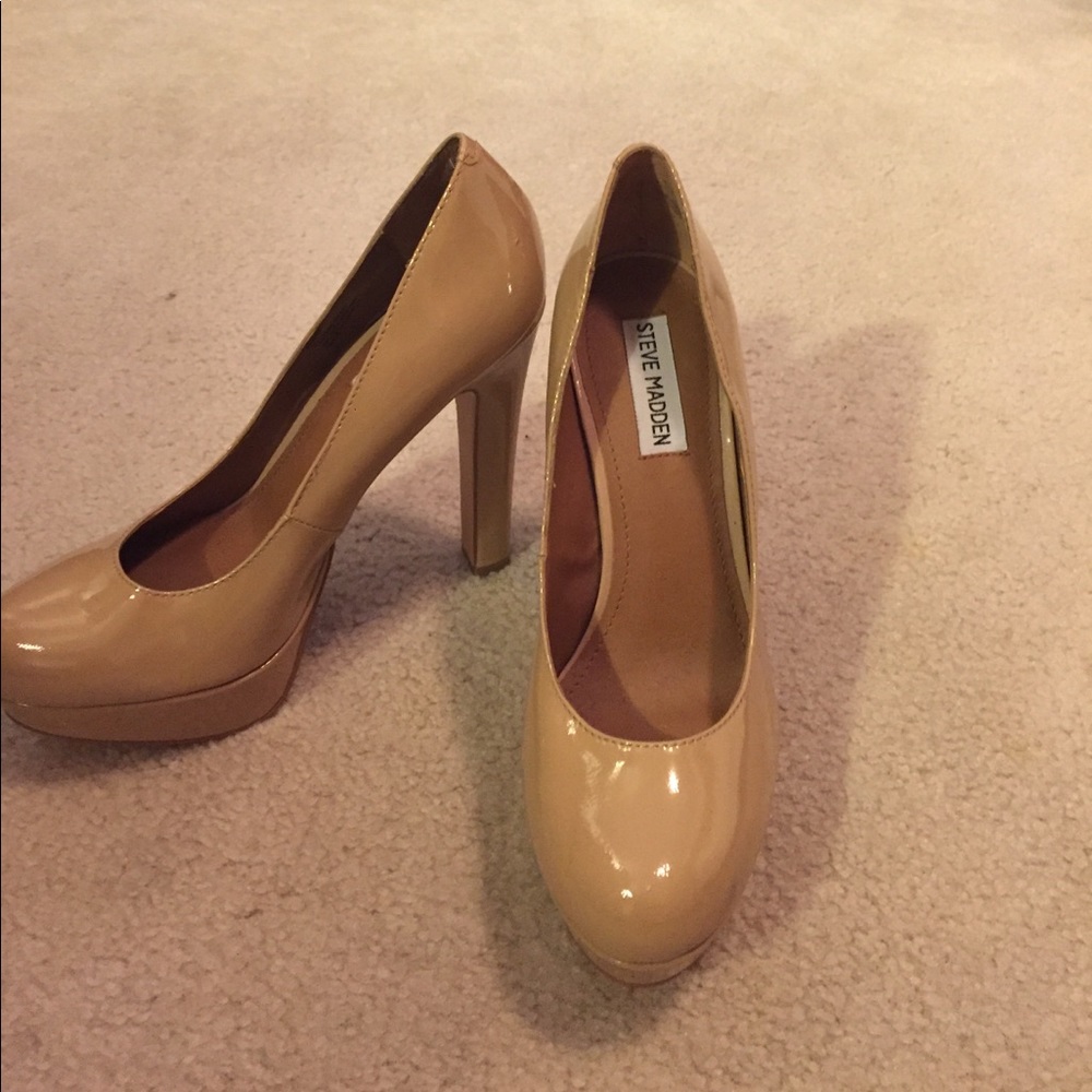 Steve Madden Nude Heels -worn once