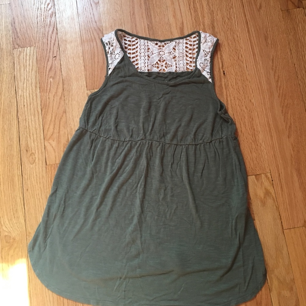 Super cute maternity top