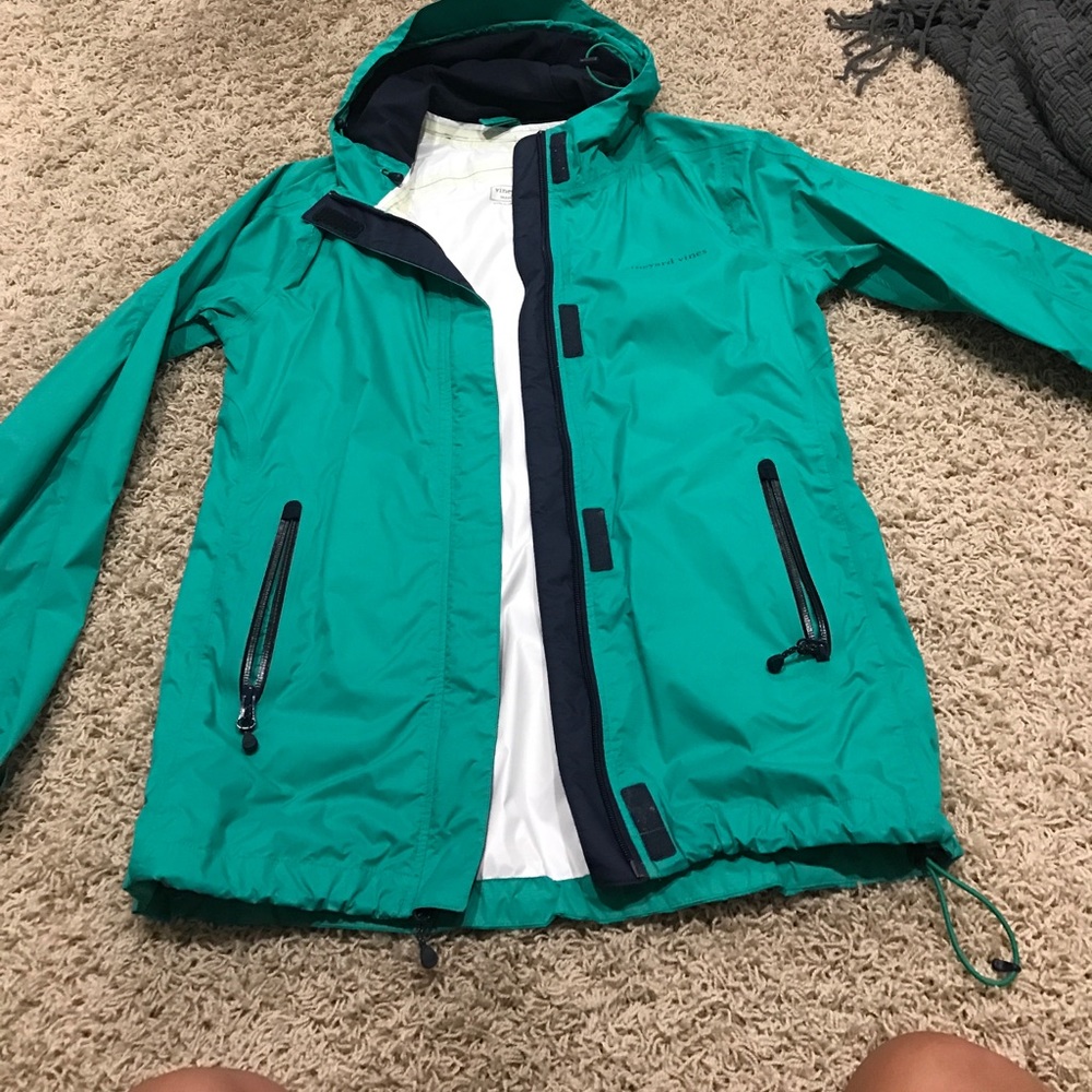 Perfect condition Vineyard Vines rain Jacket!