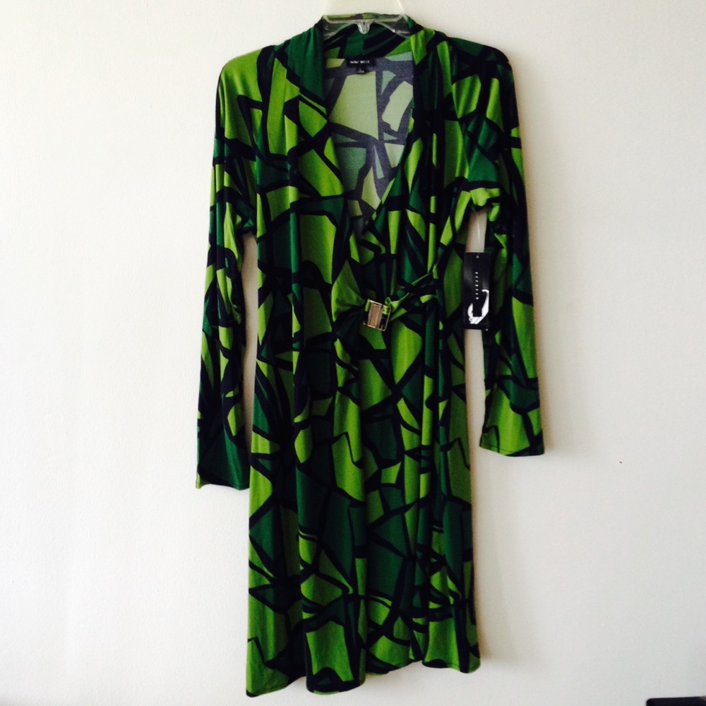 NINE WEST envy green dress 👗