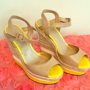 Summer wedges