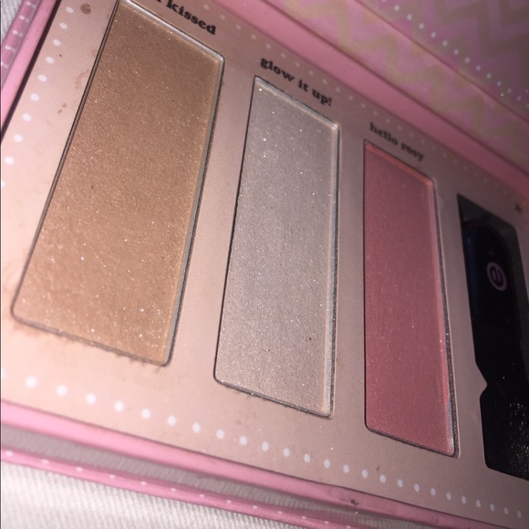 ❗️BUNDLE❗️ - Picture 2 of 5