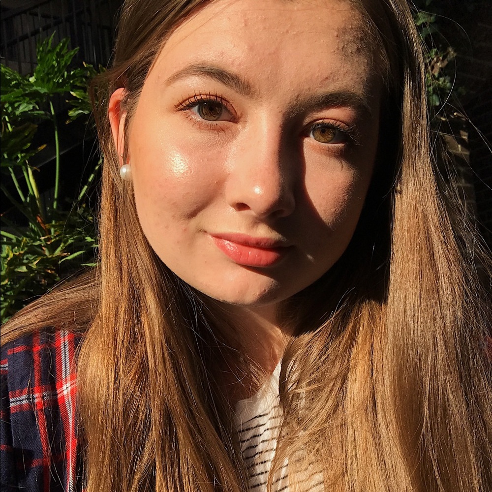 Meet your Posher, Angie