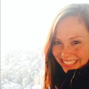 Meet your Posher, Laura