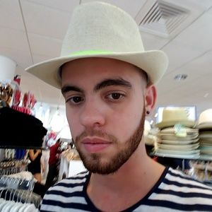 Meet your Posher, Jose