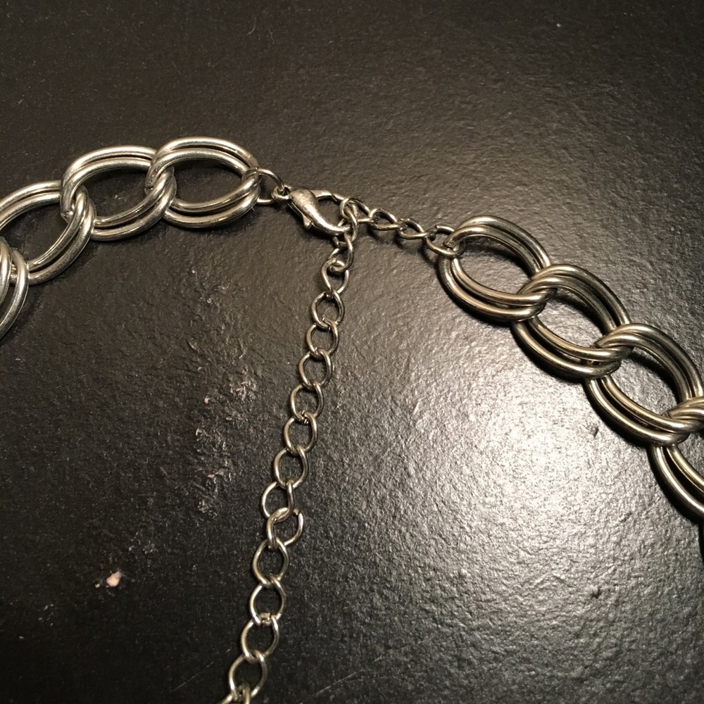 Necklace - Picture 2 of 3