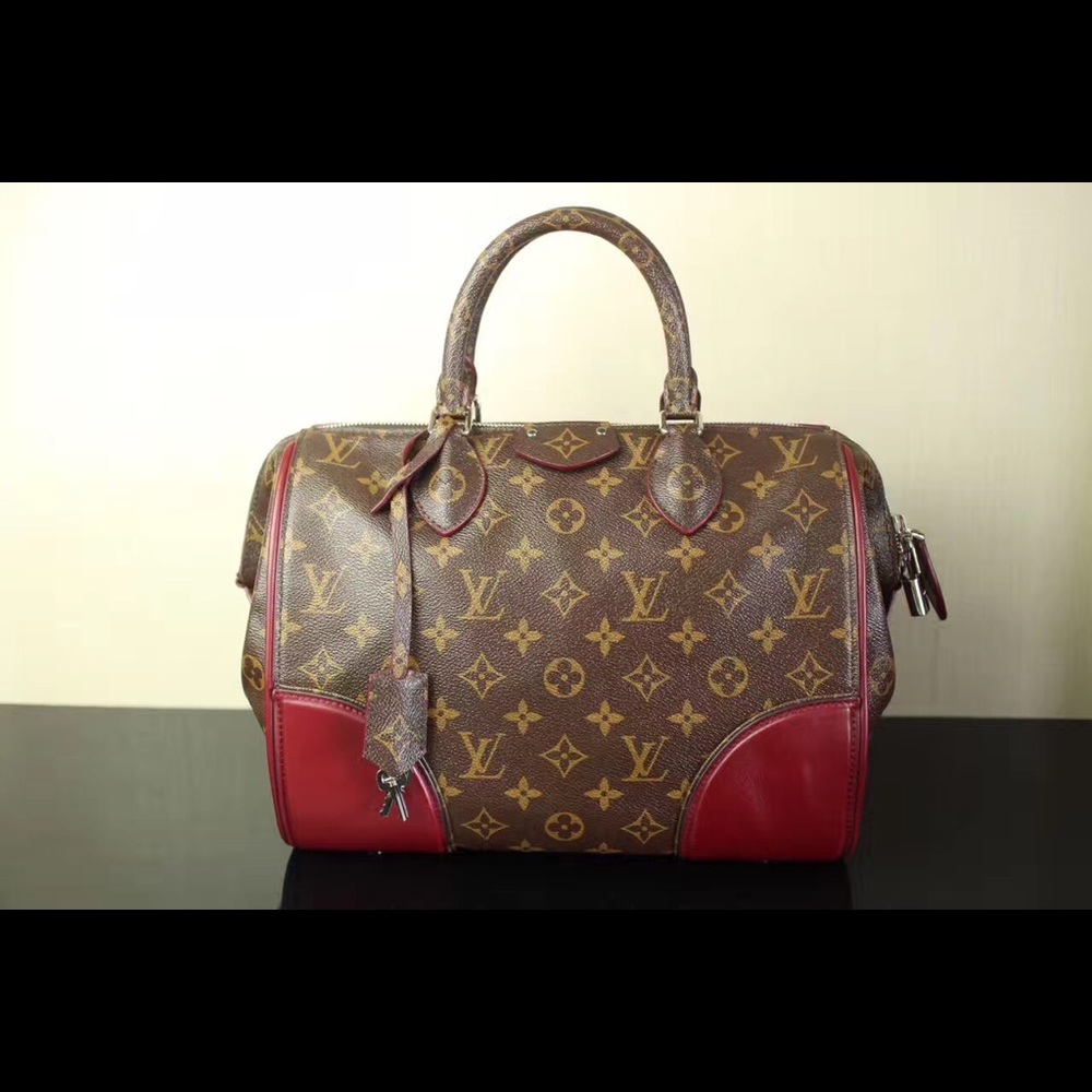 Louis Vuitton LV handbag boston tote bag