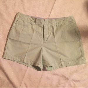 Tommy Hilfiger light green shorts