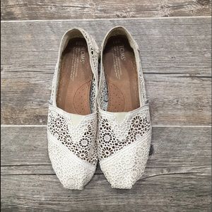 White Crochet Toms (W 8.5)