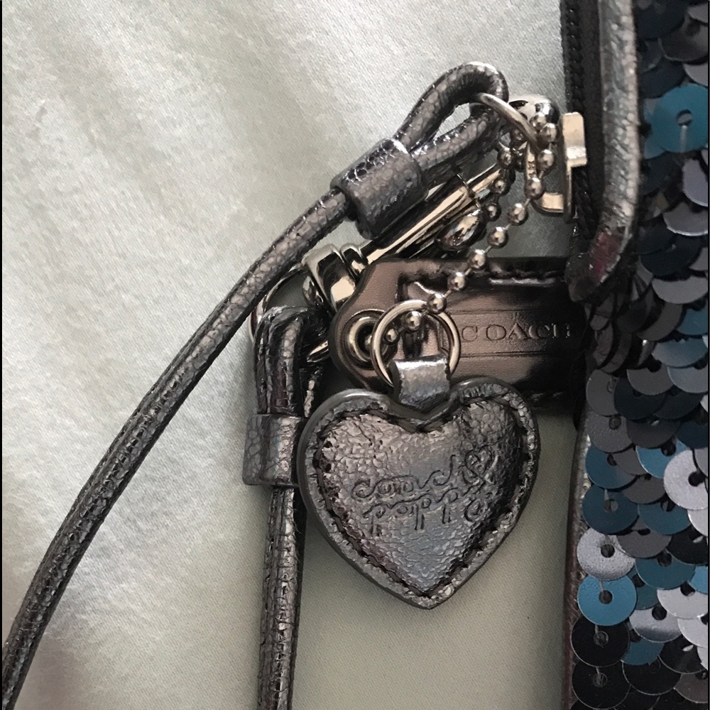 Coach Sequin Wristlet - Picture 4 of 4