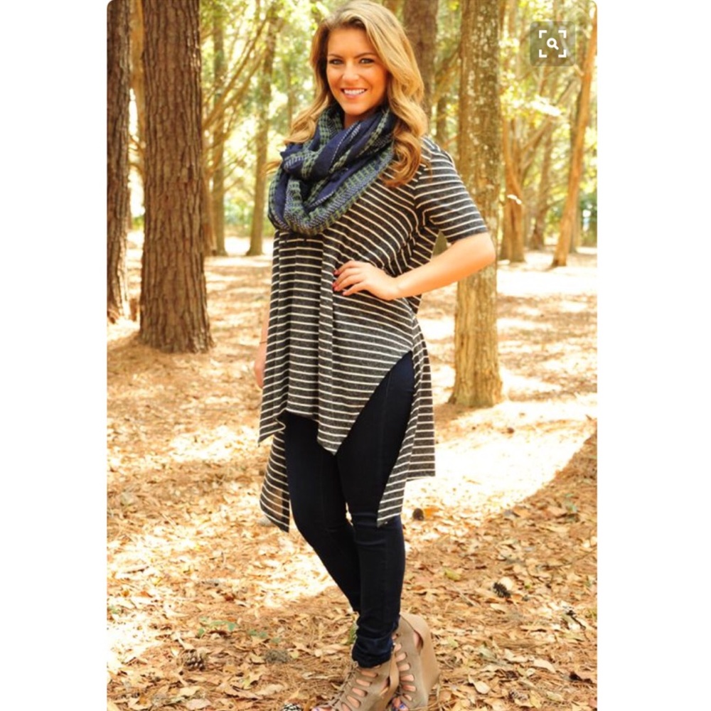 Hi Lo Dark Grey & Ivory Top