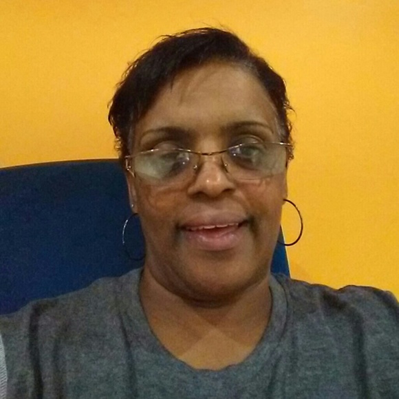 Meet your Posher, Patsy - Picture 1 of 1