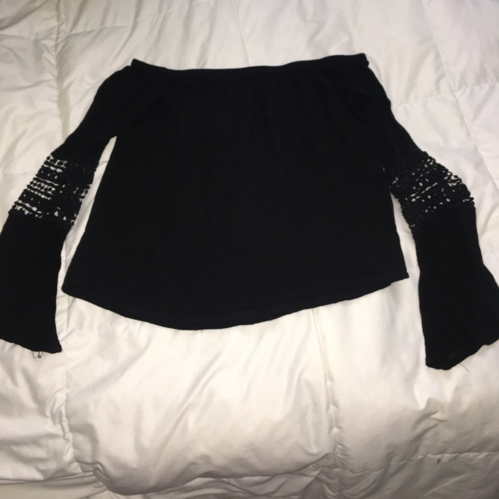 cue off the shoulder top