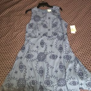 NEVER WORN TAGS ATILL ON unique dress!