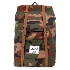 NWT HERSCHEL RETREAT WOODLAND CAMO BACKPACK