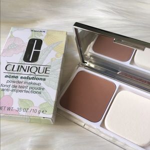 Clinique Acne Solutions Powder Makeup