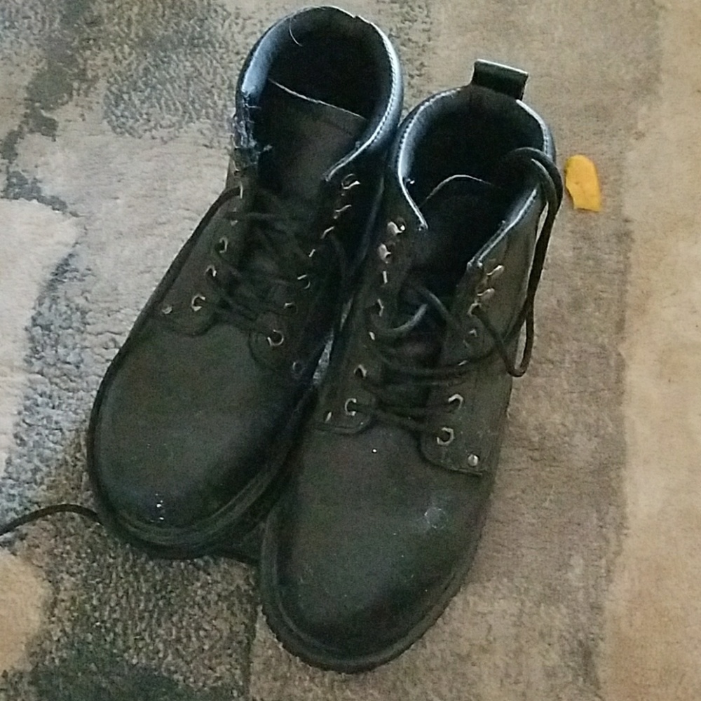 Non slip boots