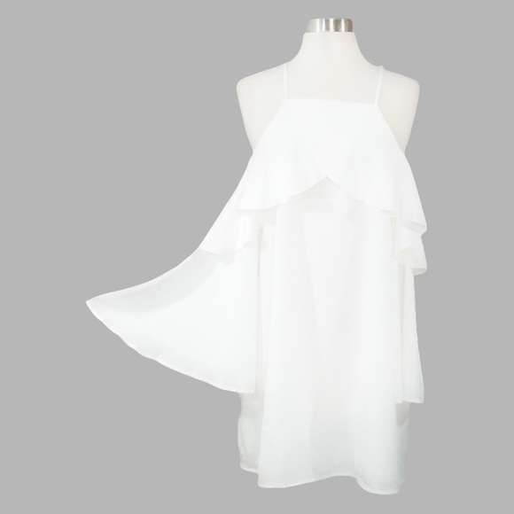 ❗️FINAL PRICE❗️White Cold Shoulder Shift Dress - Picture 5 of 8