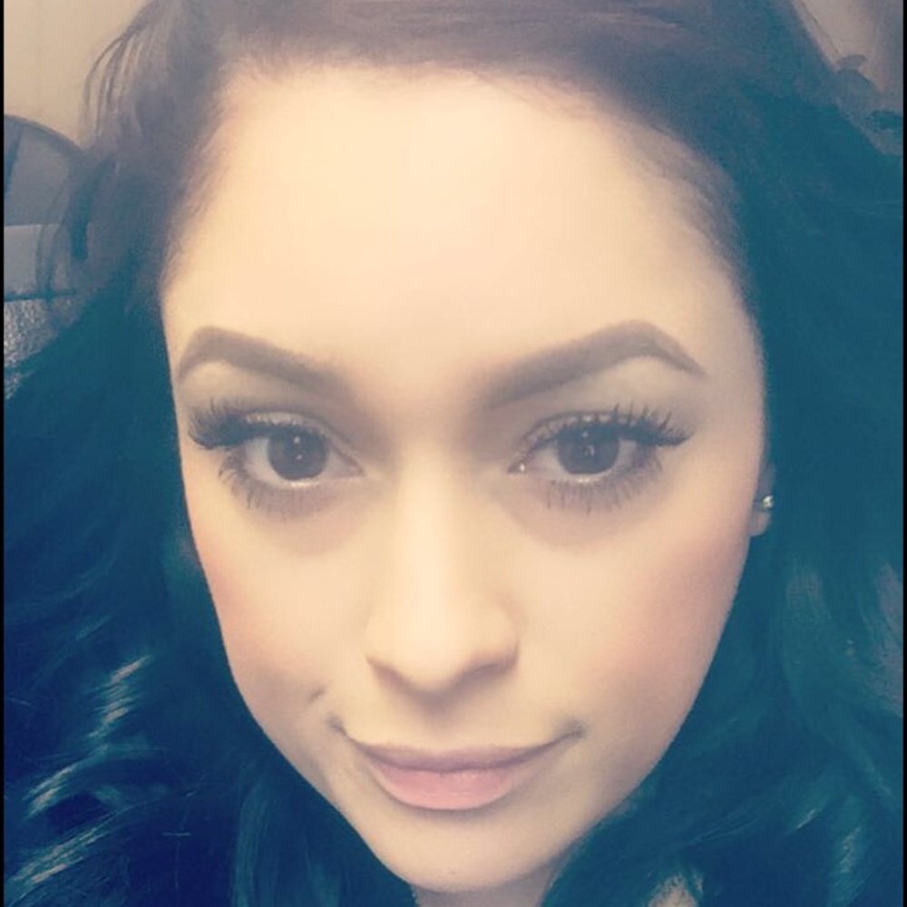 Meet your Posher, Nancy