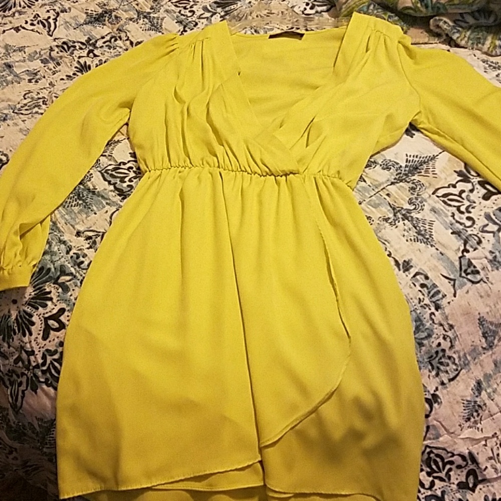 Lulu's Yellow Dress