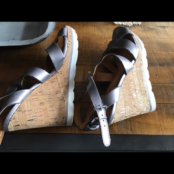 Franco Sarto silver sandals - Picture 6 of 6